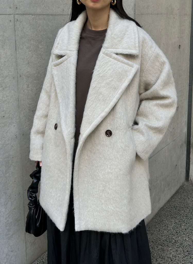 11/2 17:00 NEW 10%OFF〉WOOL SHAGGY MIDDLE COAT – SOELLE