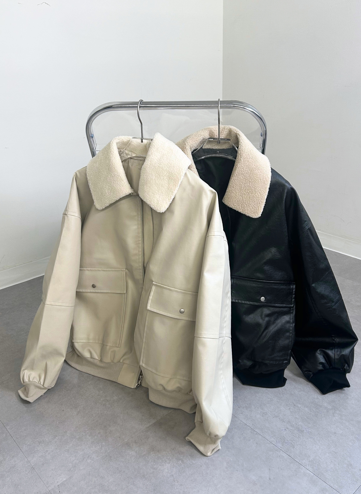 【黒レザー】ボア襟ジャケット ボア襟付きショートダウンジャケット(3color) | ファッション通販