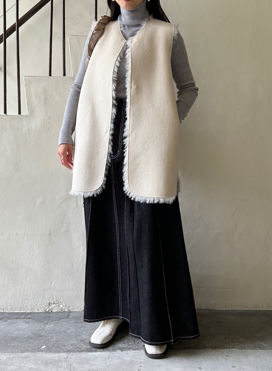 REVERSIBLE FUR VEST